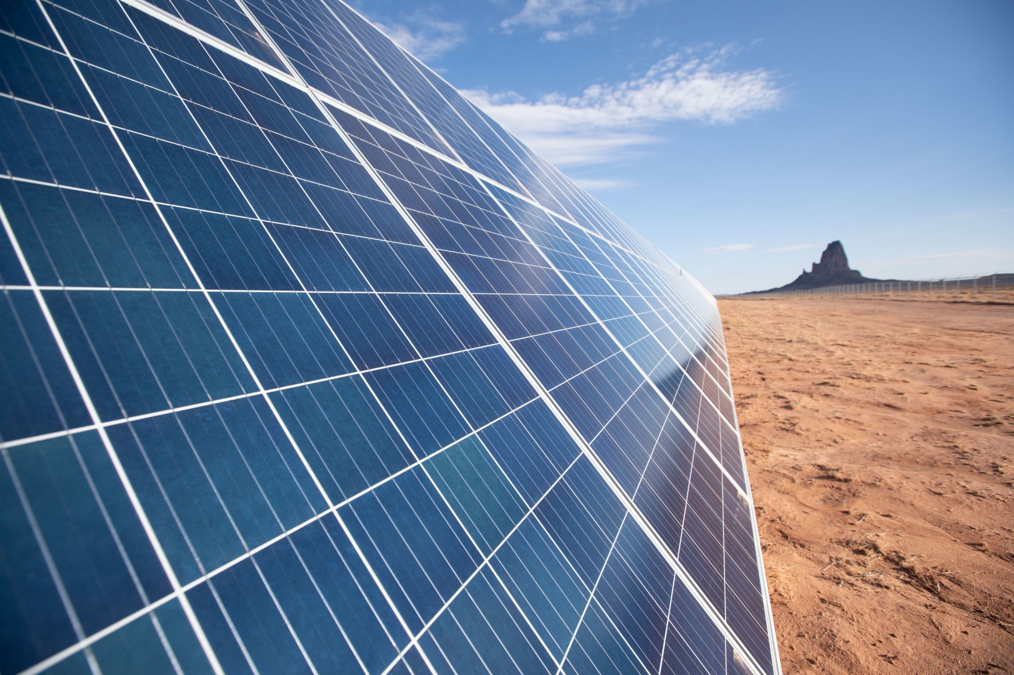 salt-river-project-seeks-400-mw-of-new-solar-with-help-of-navajo