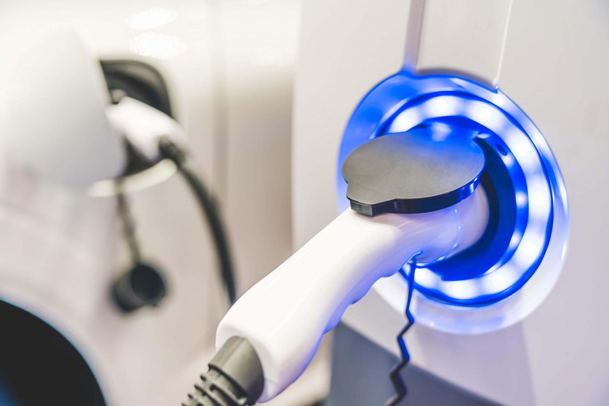Seven Automakers  Create EV Charging Network