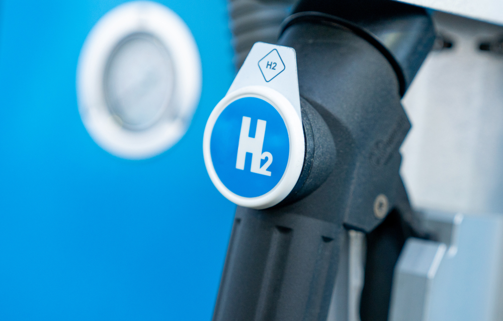 Amazon Adds Hydrogen Electrolyzer System 