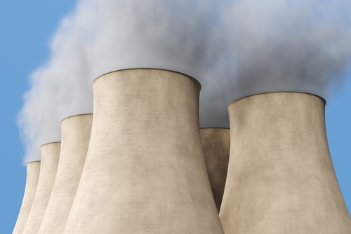 Cluster of nuclear cooling towers